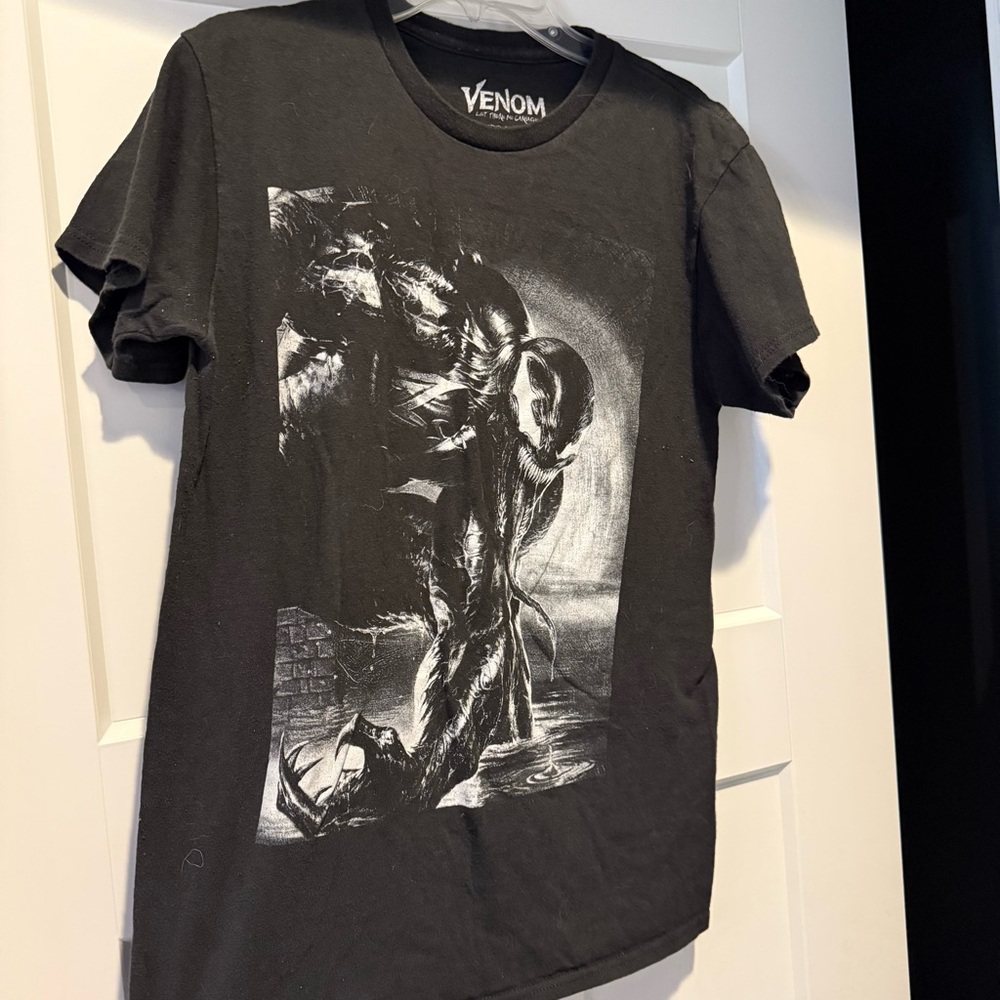 Marvel Black Short Sleeve Graphic Tee